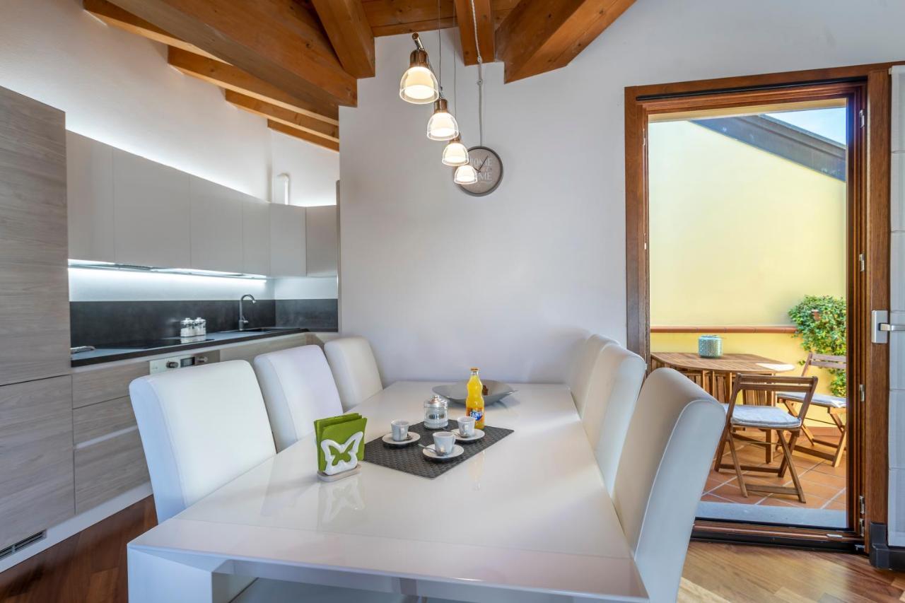 New Deal - Apt With Terrace, Jacuzzi & Netflix Palmanova Exterior photo